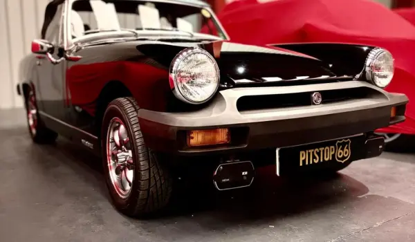 indoor vs outdoor car storage