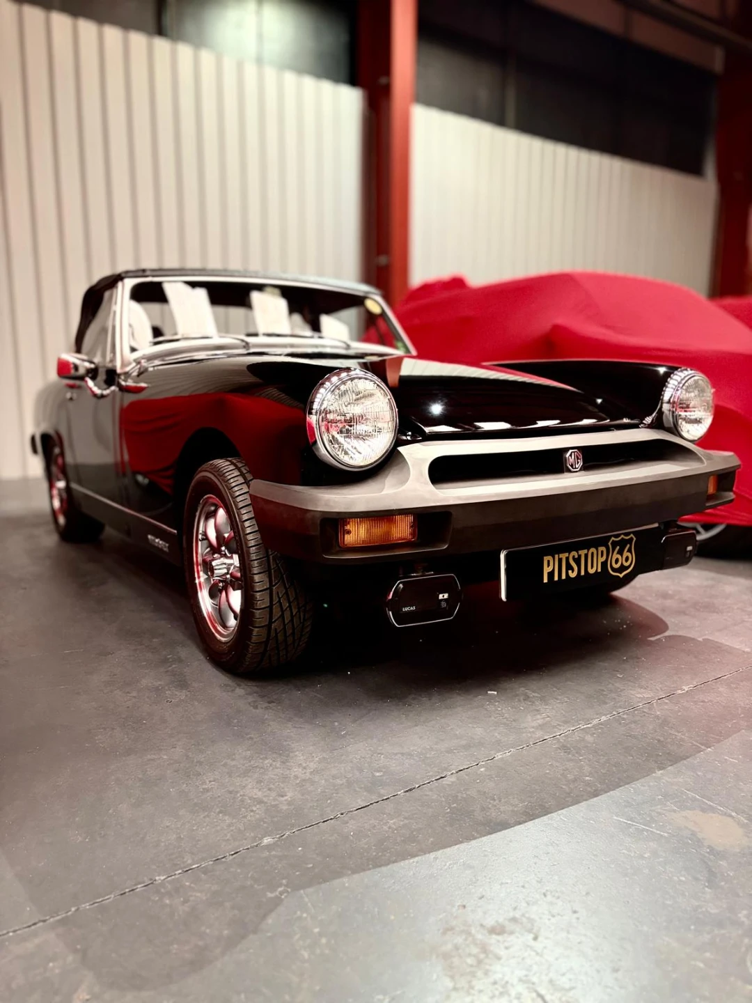 Luxary car stoage In Manchester